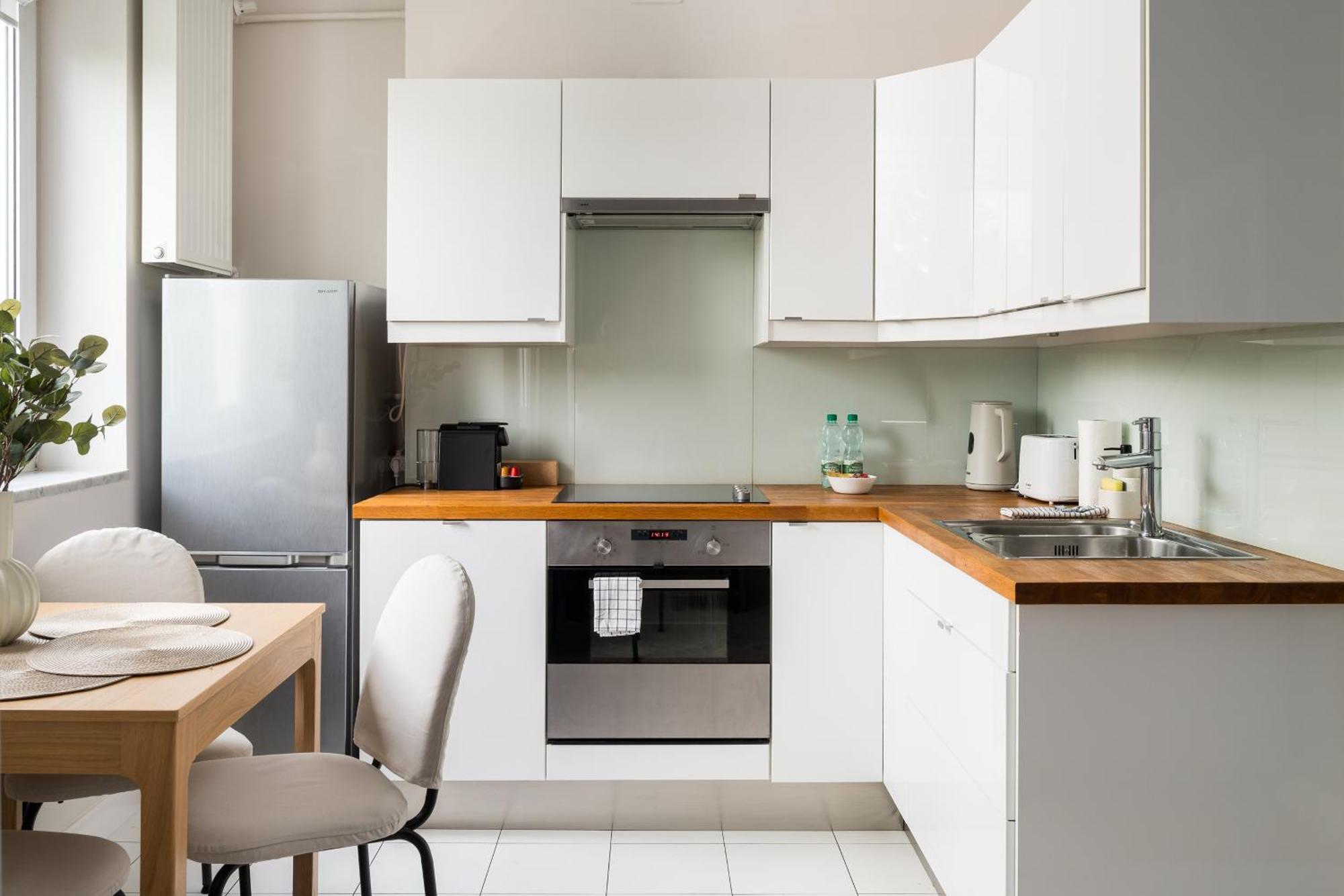 Wola Ratusz Homely Apartment Warszawa Exteriör bild